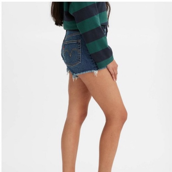 Levi's Women's 501 Original High-Rise Jean Shorts - Picture 2 of 5